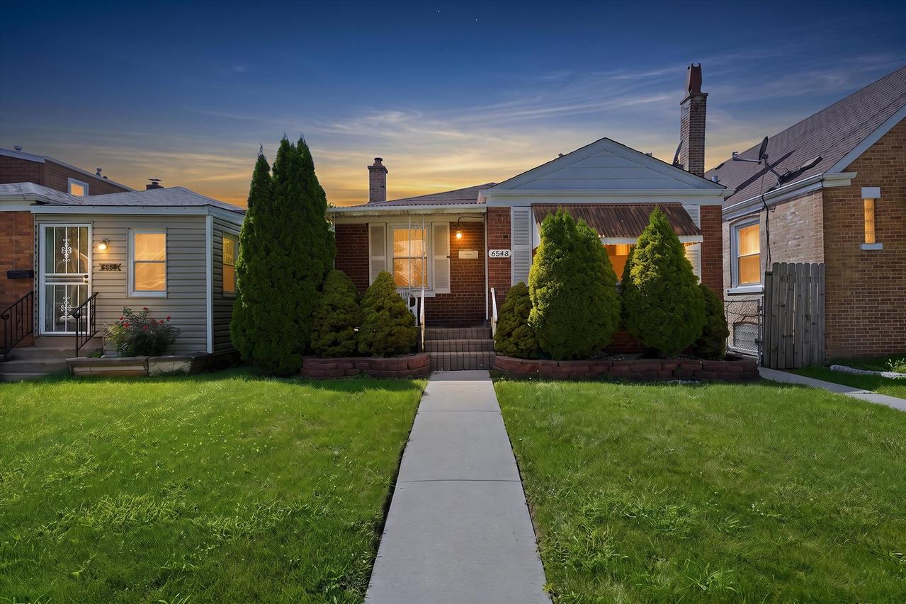 6548 S Kedvale Ave., Chicago, IL 60629