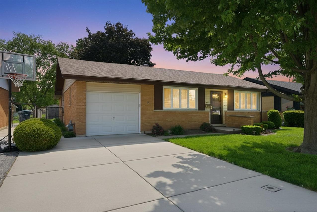 12841 Terrace Ln., Crestwood, IL 60418