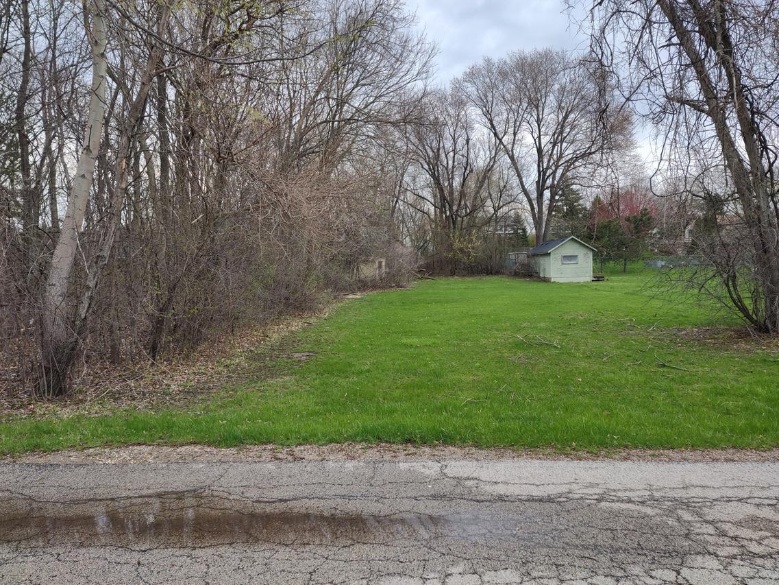 40543 N Marcus St., Antioch, IL 60002