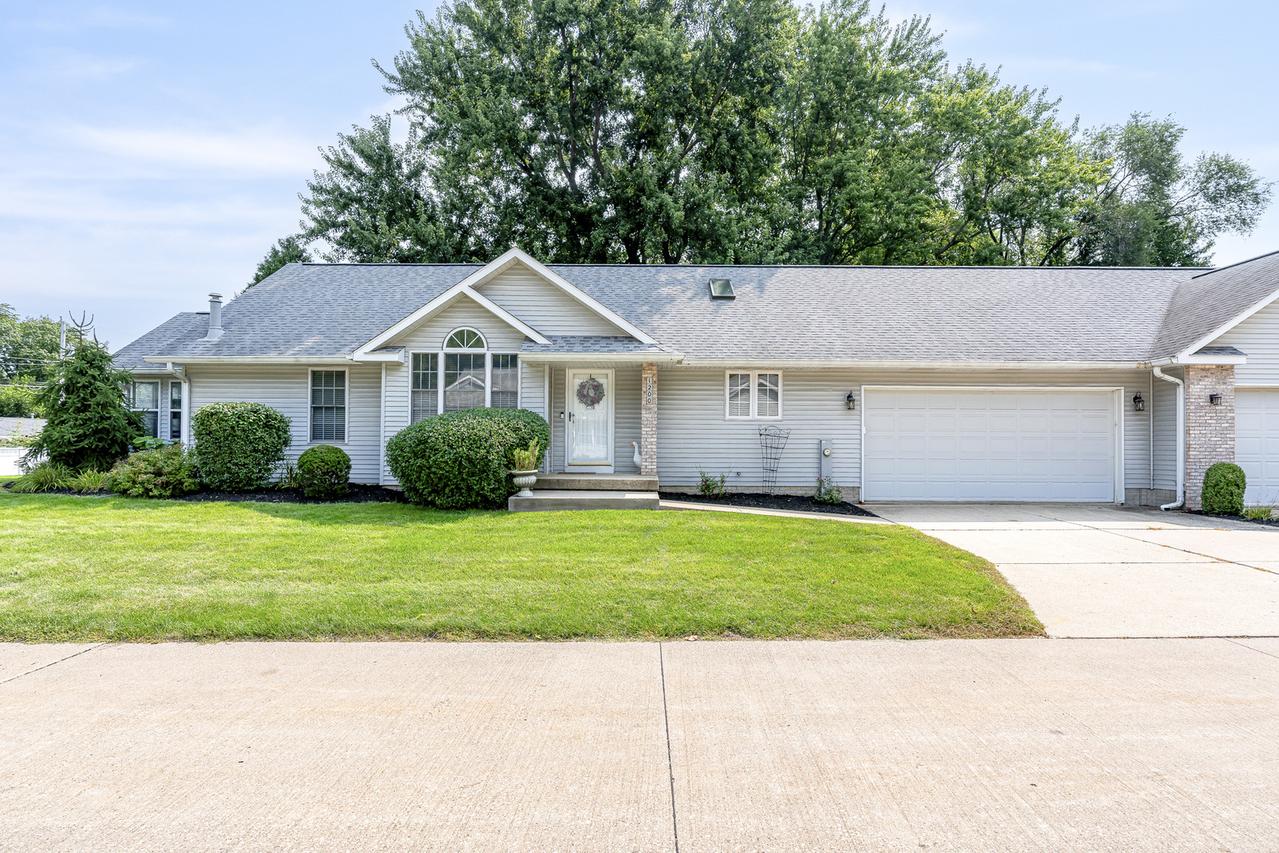 1200 52nd Street Dr., Moline, IL 61265