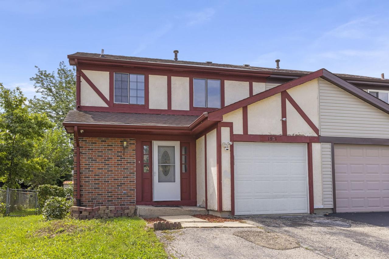 1951 Windward Ln., Hanover Park, IL 60133