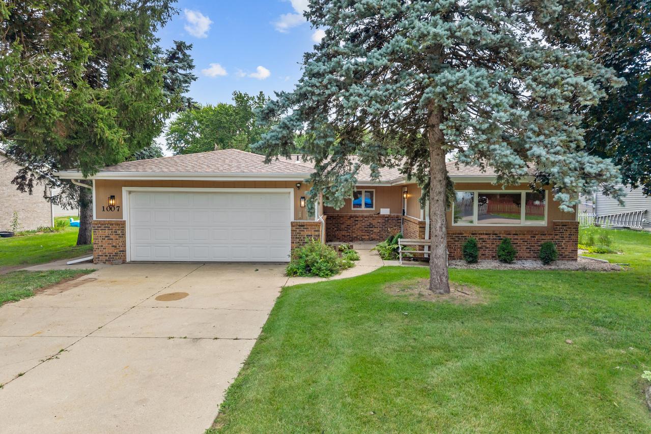 1007 Nancy Rd., Lake Holiday, IL 60548