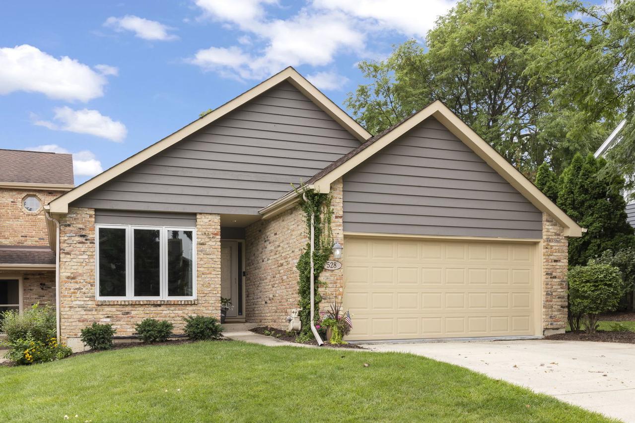 528 W Evergreen St., Wheaton, IL 60187