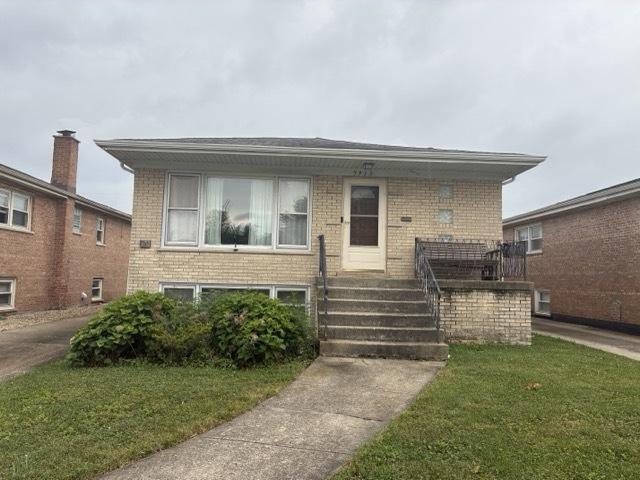 5913 W 89th St., Oak Lawn, IL 60453