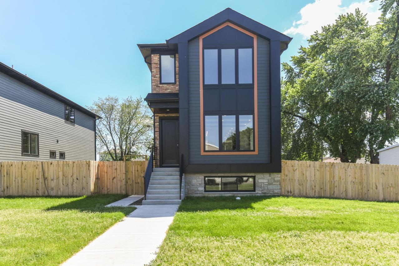 4333 Emerson Ave., Schiller Park, IL 60176
