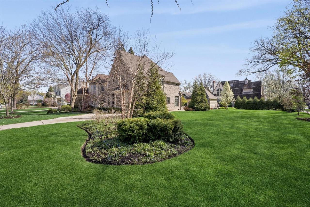531 Ravine Rd., Hinsdale, IL 60521