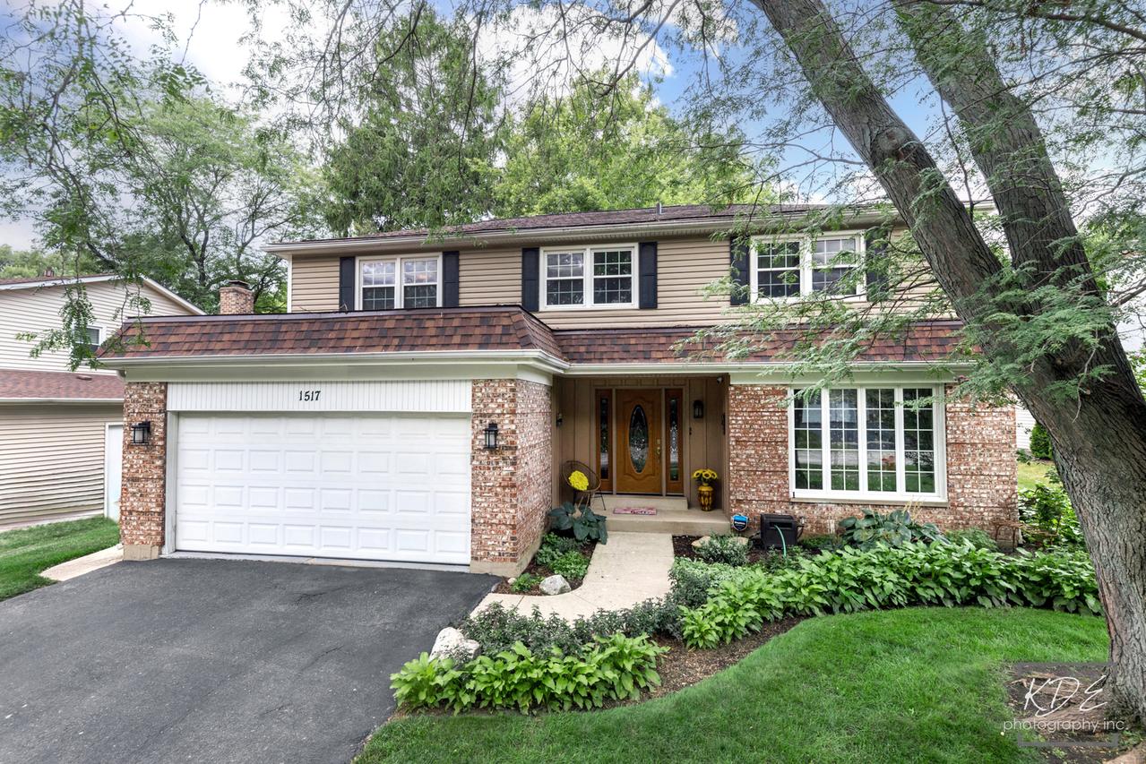 1517 Hampton Ct., Naperville, IL 60565