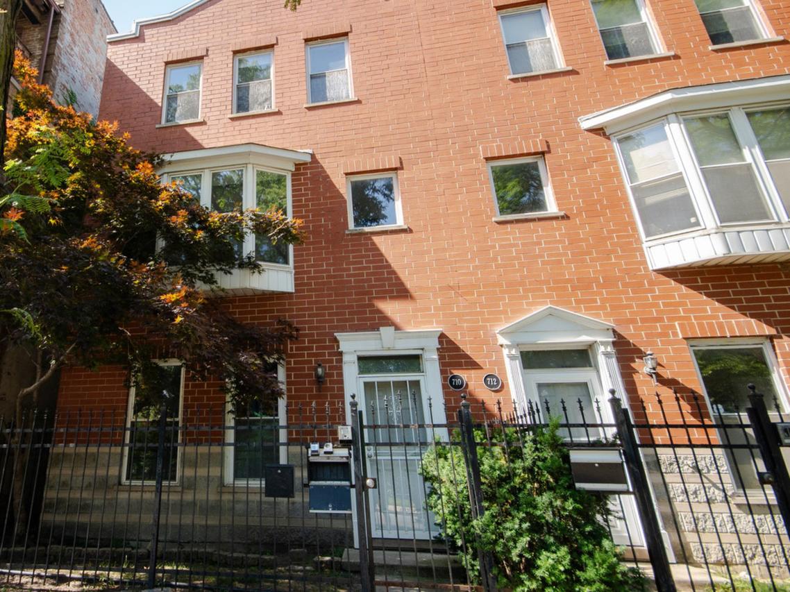 710 E 51st St., Chicago, IL 60615