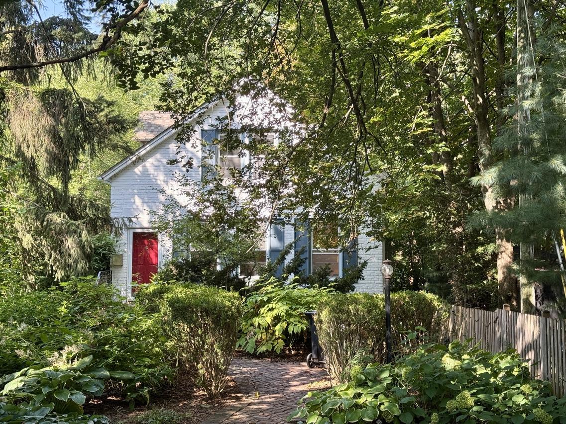 1240 Wesley Ave., Evanston, IL 60202