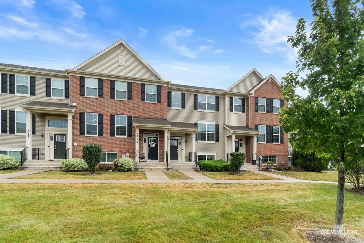 513 Creek Dr., Oswego, IL 60543