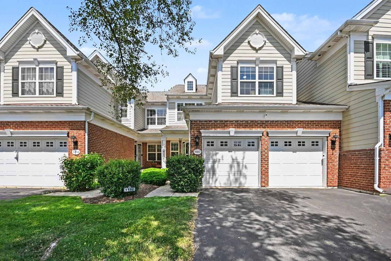 1102 Iron Horse Ct., Elgin, IL 60124