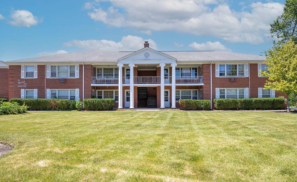 2000 Parkside Dr. #B1, Park Ridge, IL 60068