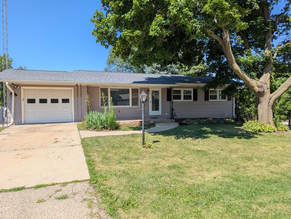 306 Richland Dr., Orangeville, IL 61060