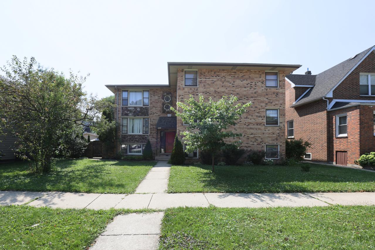 [Address Hidden by Seller], Elmwood Park, IL 60707