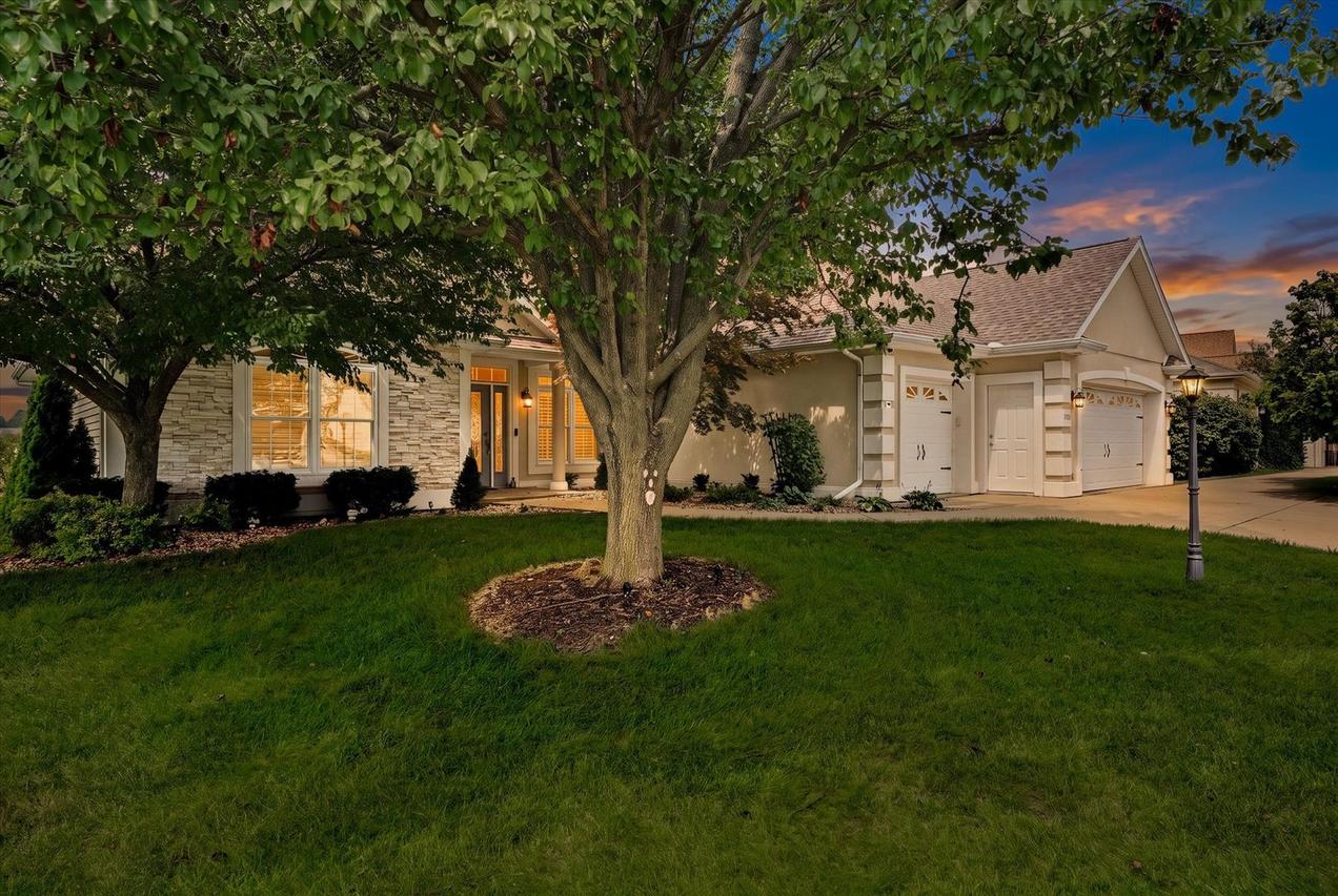 3009 Beringer Cir., Urbana, IL 61802