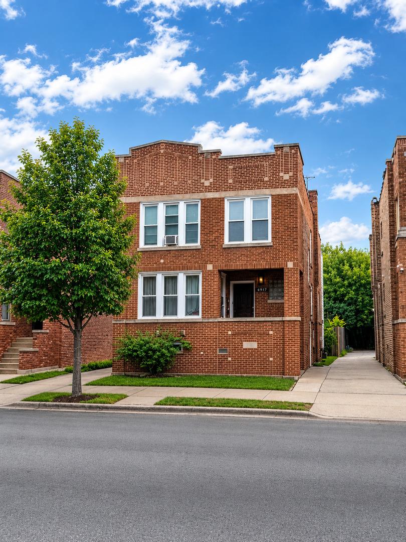 4917 W Addison St., Chicago, IL 60641