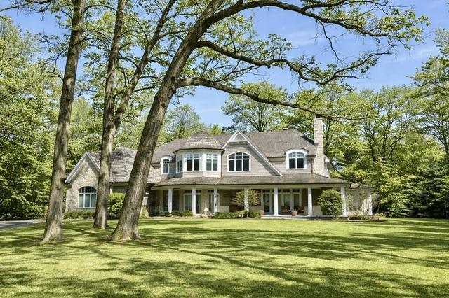1300 Abington Cambs Dr., Lake Forest, IL 60045