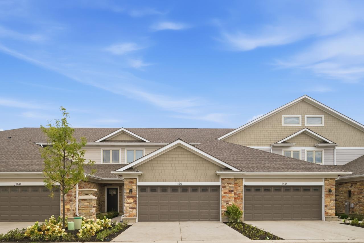 160 Violet Ln., Wheeling, IL 60090