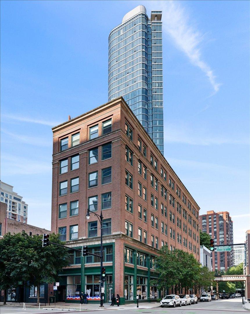 900 S Wabash Ave. #303, Chicago, IL 60605