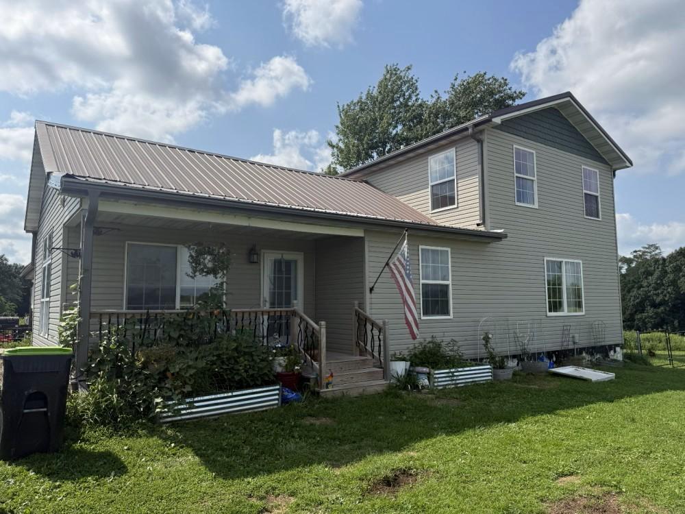 2151 E 1700th St., Coatsburg, IL 62325