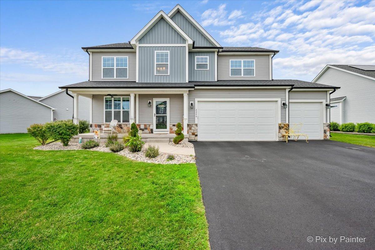 2240 Coventry Cir., Sycamore, IL 60178