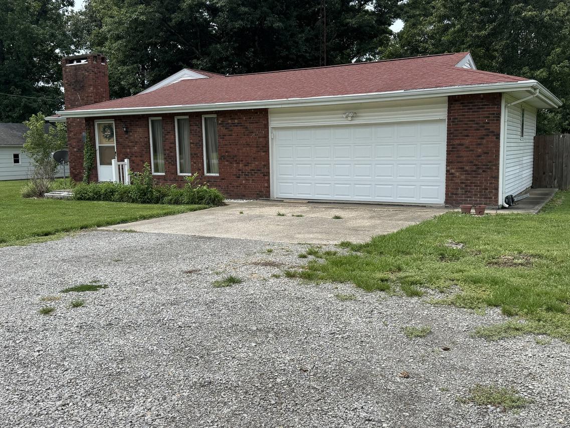 13361 State Highway 37 Hwy., Benton, IL 62812