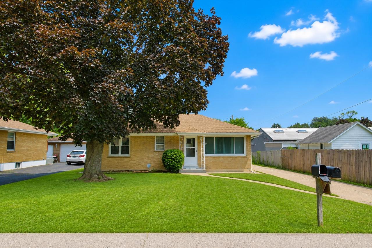 3209 Cornell Rd., Waukegan, IL 60087