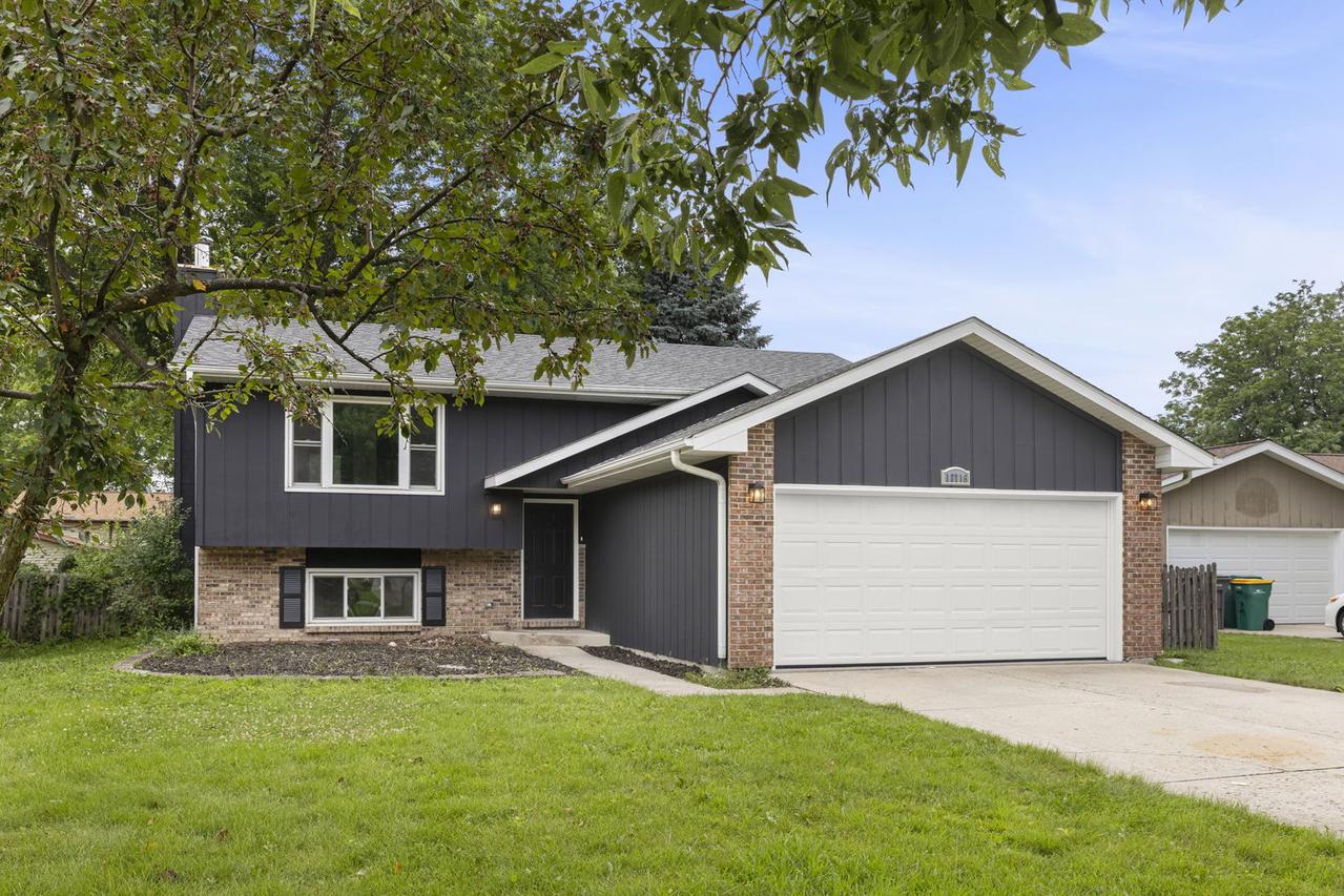 13716 S Amherst Ct., Plainfield, IL 60544