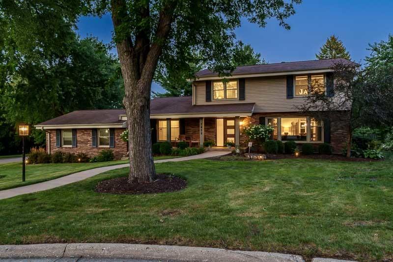 2823 Woodhill Dr., Rockford, IL 61114