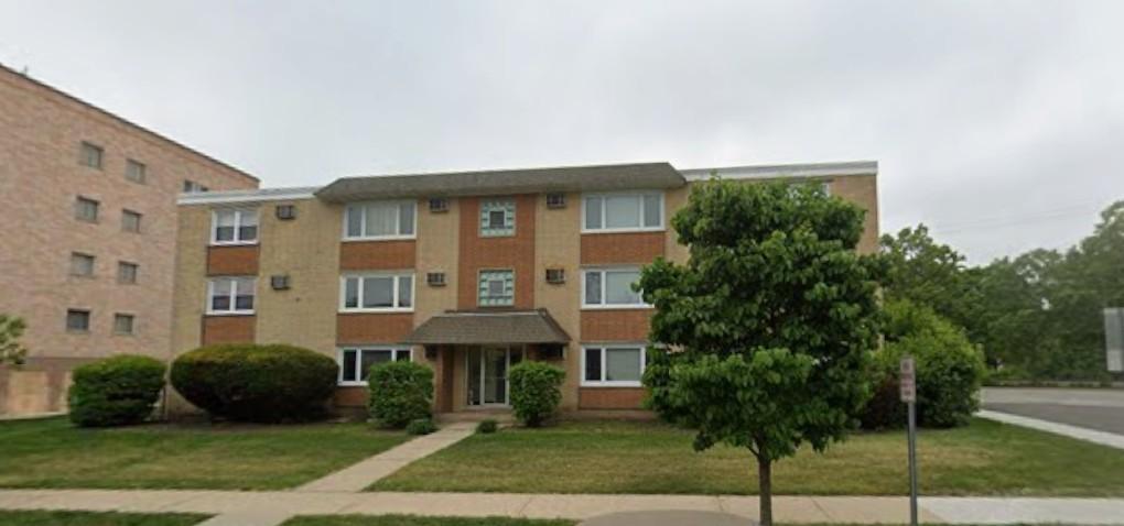 1211 Brown St. #3C, Des Plaines, IL 60016