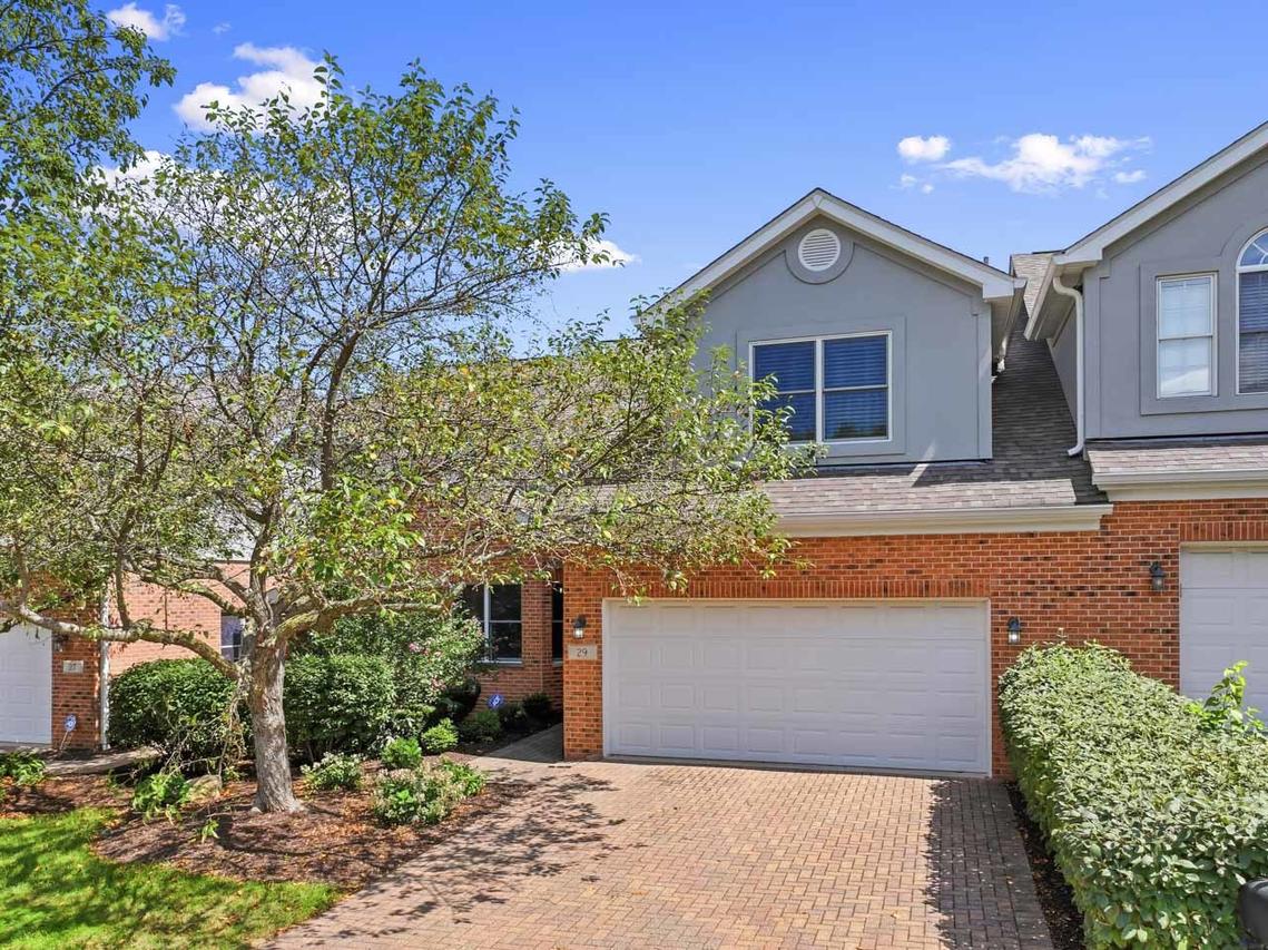 29 Chancel Ln., Glen Ellyn, IL 60137