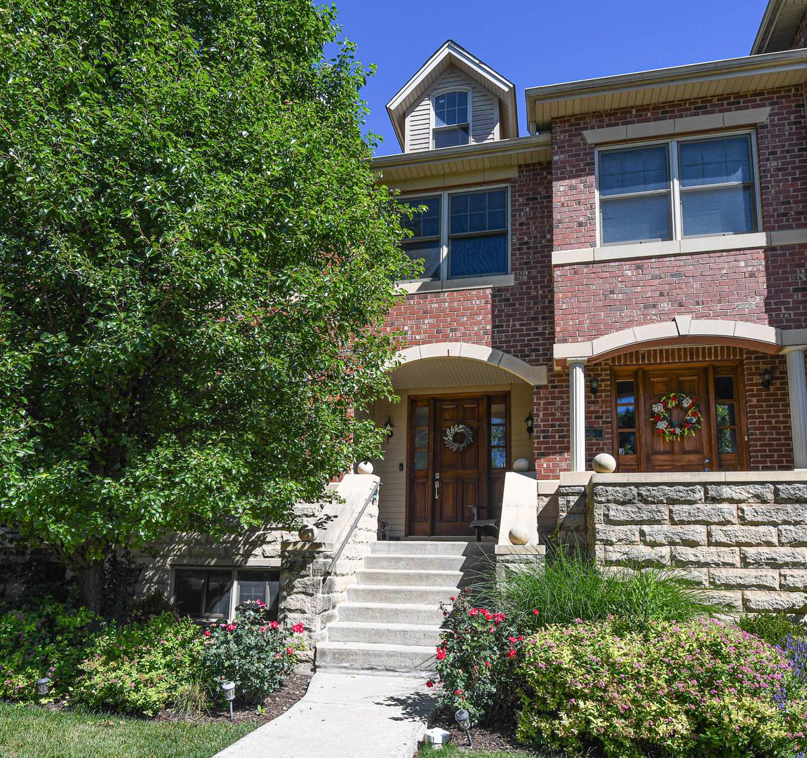 21 N Herbert Rd. #I, Riverside, IL 60546