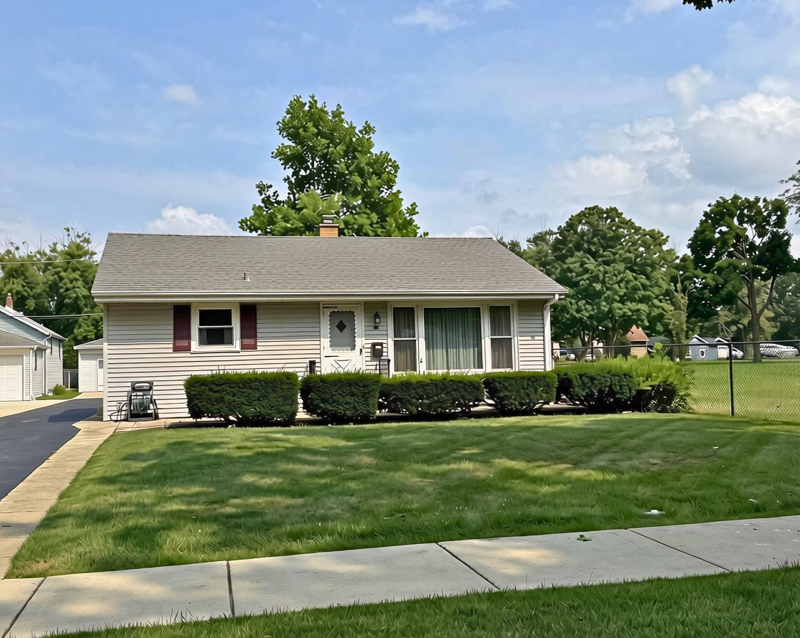 225 N 2nd Ave., Villa Park, IL 60181