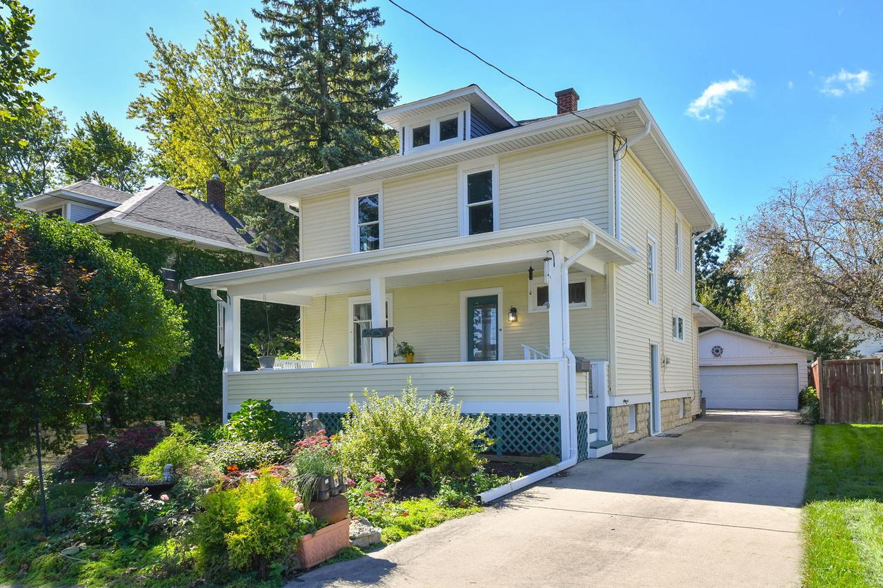 23 S Mallory Ave., Batavia, IL 60510