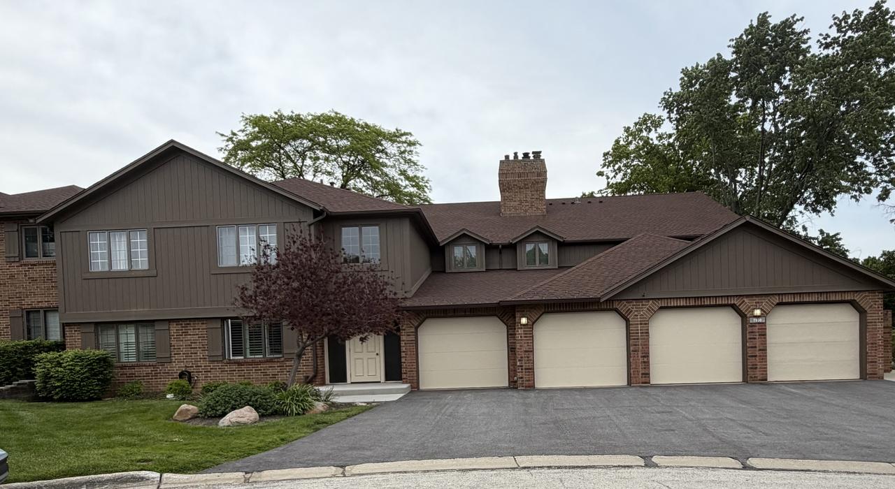7930 W Lakeview Ct. #1B, Palos Heights, IL 60463