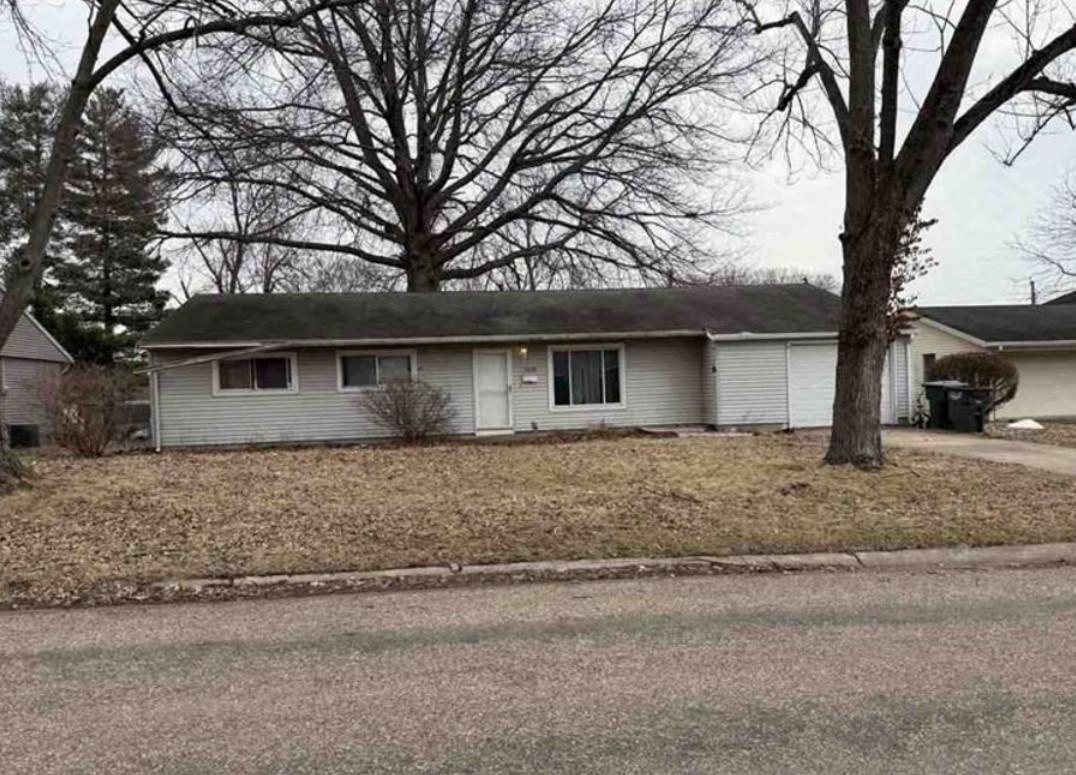 1419 Sherman St., Danville, IL 61832