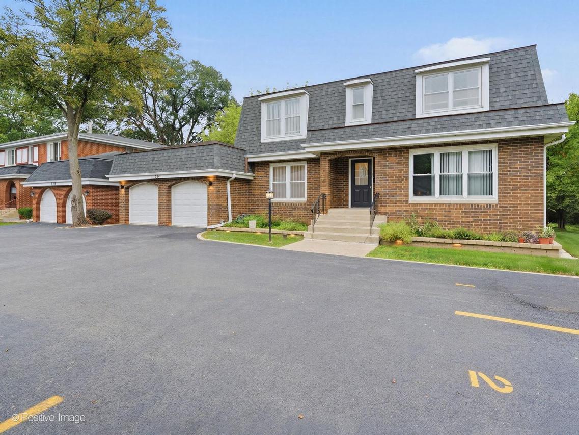 534 S La Grange Rd., La Grange, IL 60525