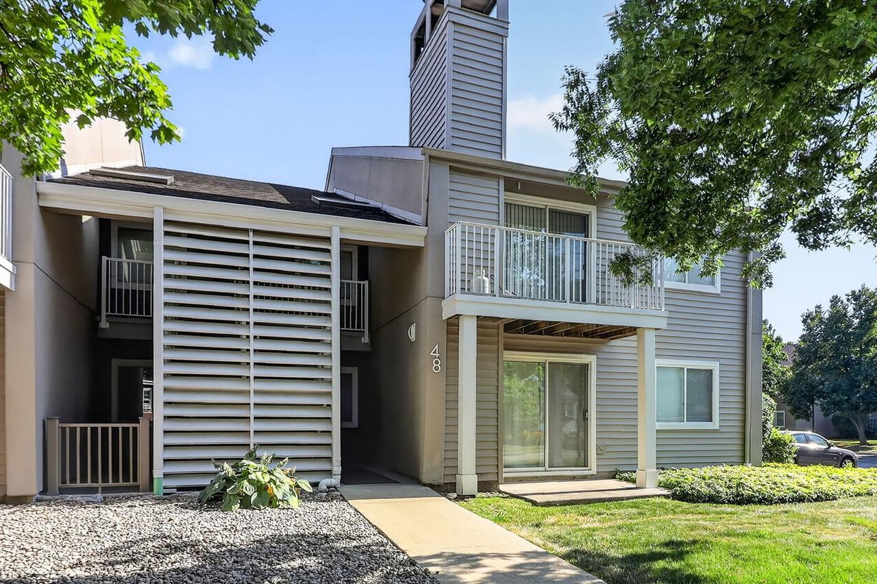 48 N Park Ave. #2, Lombard, IL 60148