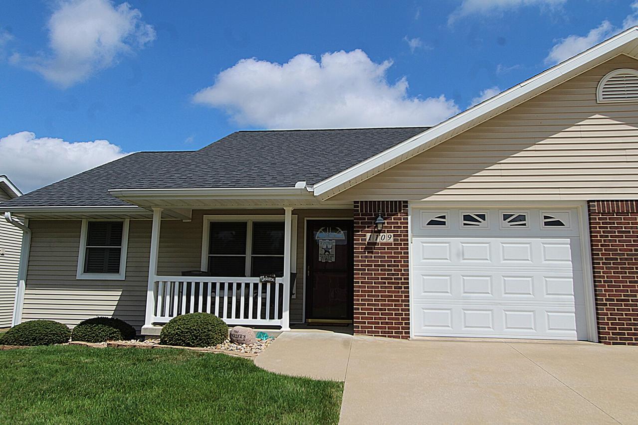 1109 6th Ave., Fulton, IL 61252