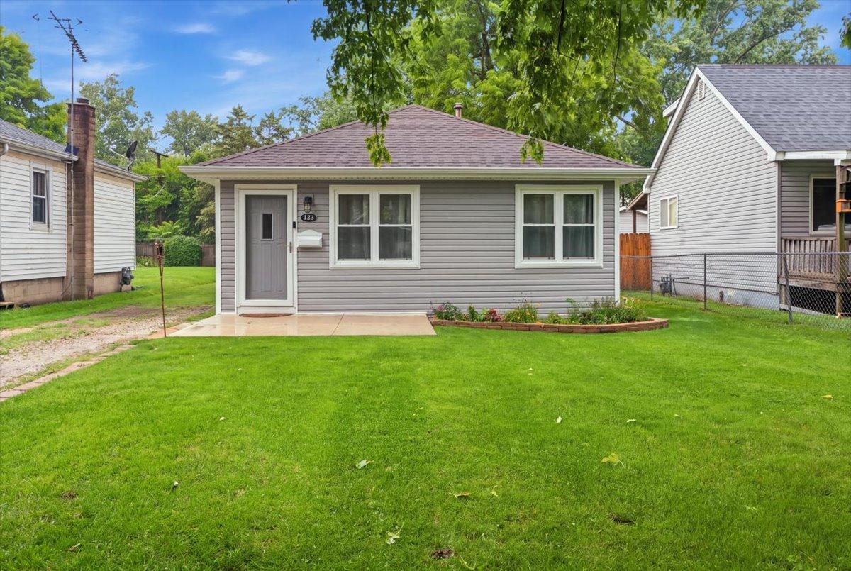 123 Independence Ave., Joliet, IL 60433