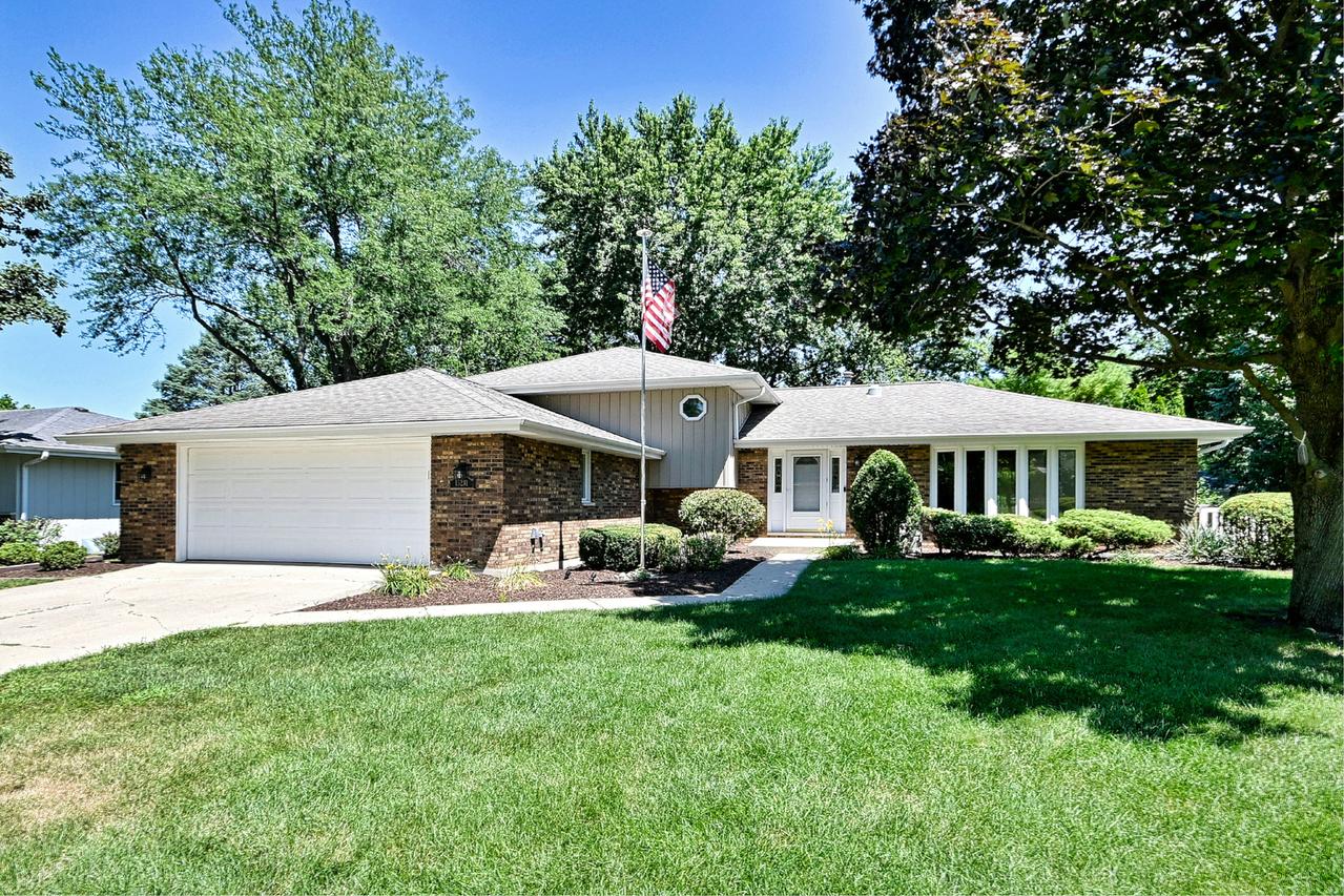 15231 S Meadow Ln., Plainfield, IL 60544