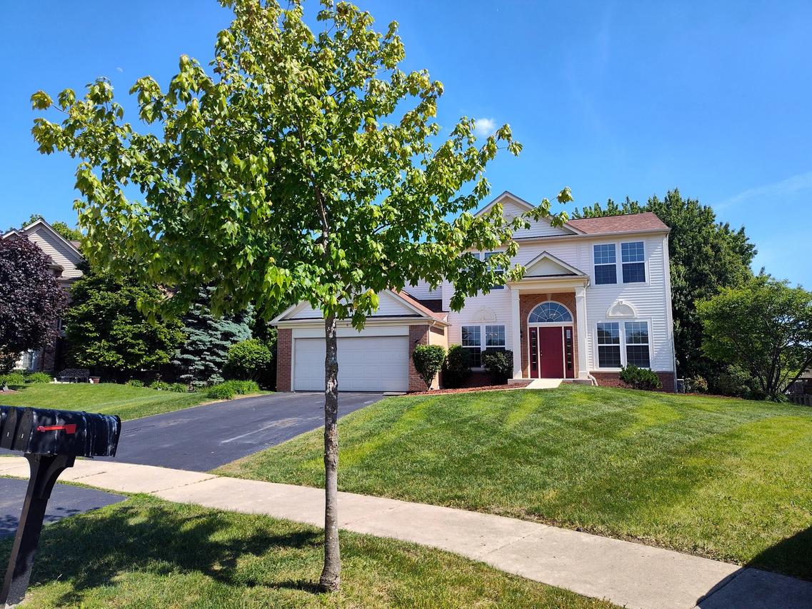 6 Forsythia Ct., Bolingbrook, IL 60490