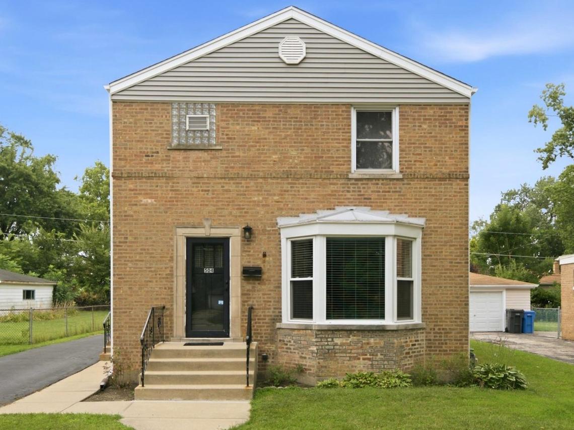 504 N Laverne Ave., Hillside, IL 60162