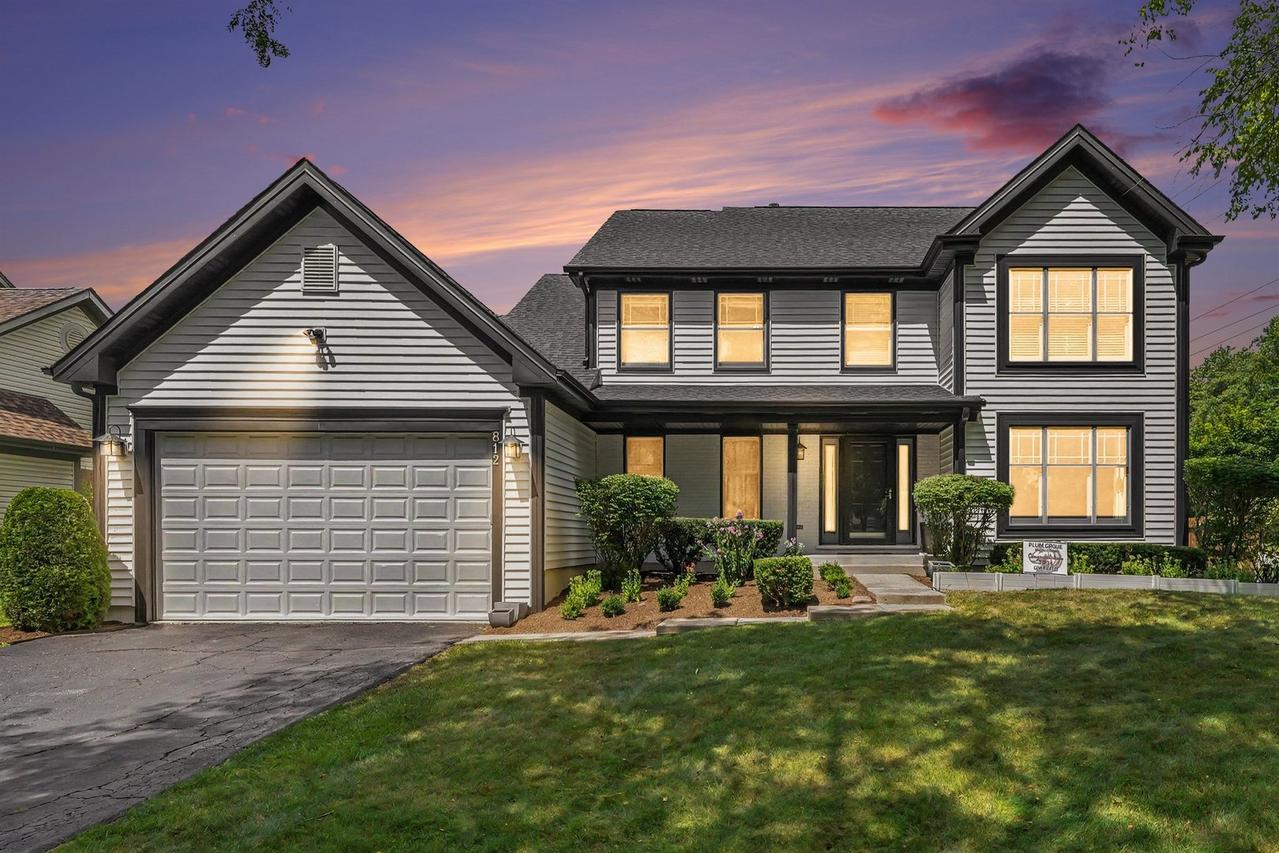 812 W Kelly Ann Dr., Palatine, IL 60067