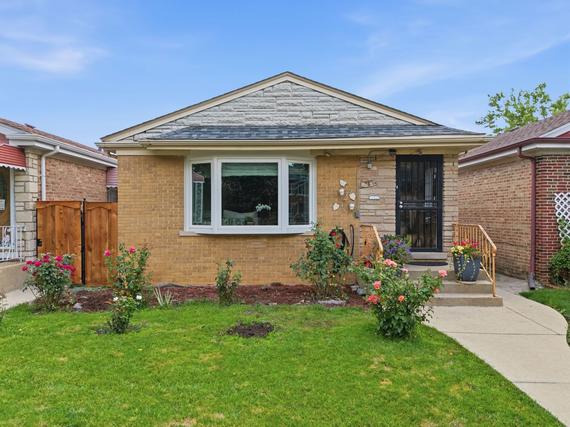 New Homes with Master Bedrooms on the 1st Floor in Belmont Cragin: August 1st to August 7th