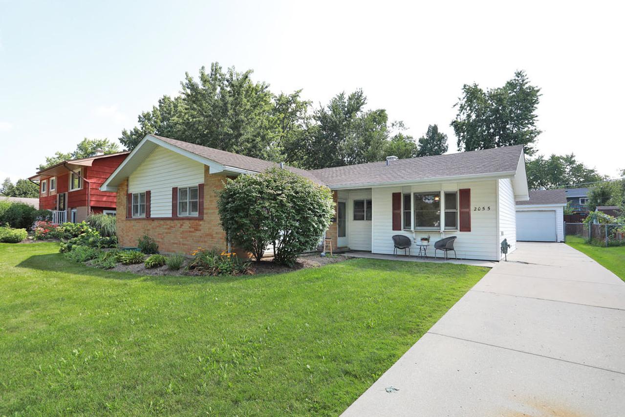 2055 Shepard Rd., Hoffman Estates, IL 60169
