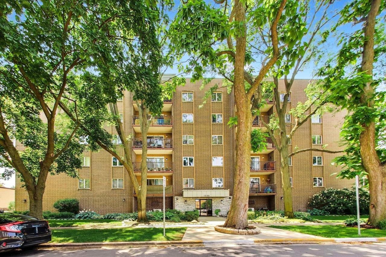 1365 Ashland Ave. #501, Des Plaines, IL 60016