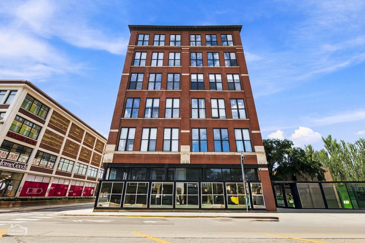 1872 N Clybourn Ave. #407, Chicago, IL 60614