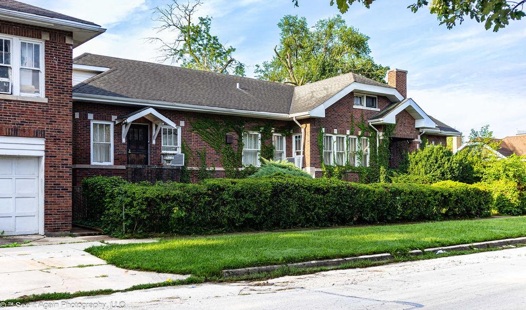 8001 S Oglesby Ave., Chicago, IL 60617
