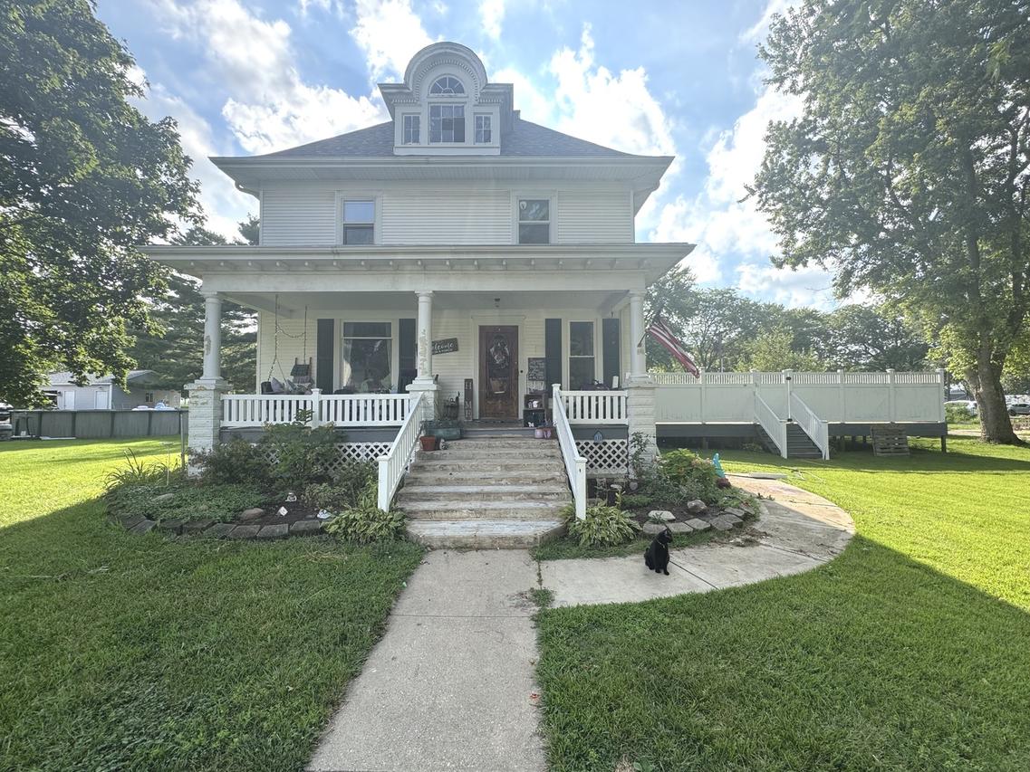 263 N Oak St., Herscher, IL 60941